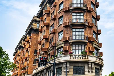 Discover the Good Life and Explore the Trendy, Luxurious Magic City
