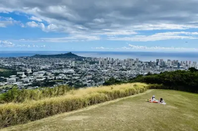 Tantalus Lookout - Puu Ualakaa State Park