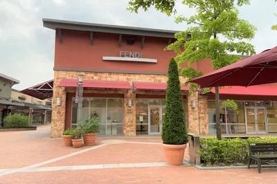 Must-Buy Korean Travel Items All at Once at an Outlet Near Seoul, Korea