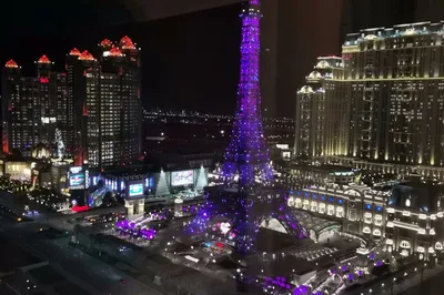 Traveling with Full Joye (Age 5) — A Memoir of an Unexpected Stop in Macau