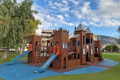 Playground Karaiskaki Square