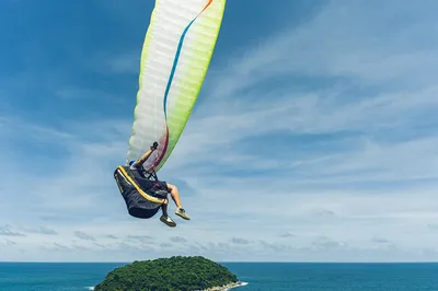 Parasailing in Phuket