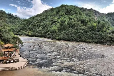 Joyful Travel Sharing: Exploring the Romantic Journey of Baishuiyang and Yuanyang Stream