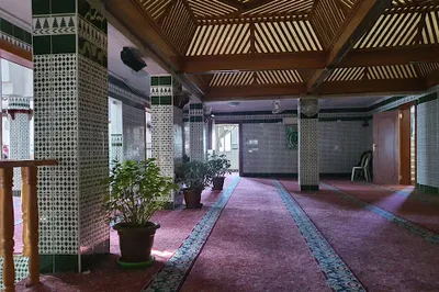 Dar AlIman Mosque