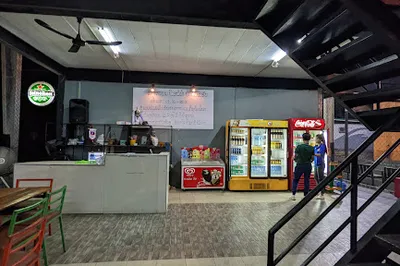 ເດີ່ນບານ new arena ຮ້ານອາຫານແລະສະລອຍນ້ຳ