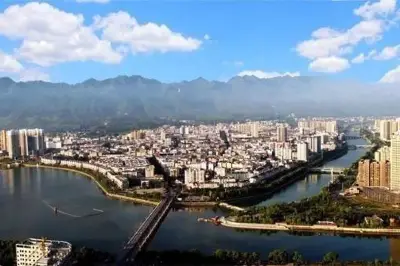 房县黄酒哪家好？品尝旅途中的房县黄酒有感