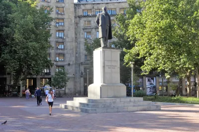 Nikola Pasic Monument