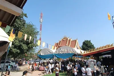 ວັດດົງສາງຫິນ (wat ban dongsanghin)