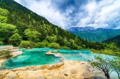 童話裡走出來的人間仙境...迷失在五彩的九寨溝-黃龍