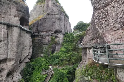 Heyuan Huo Mountain — The Beauty of Misty Rain