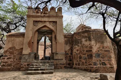 Bhuli Bhatiyari Ka Mahal