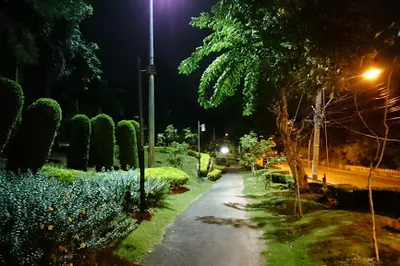 Chaloem Phra Kiat Park