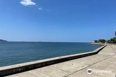卡德博斯坦海岸