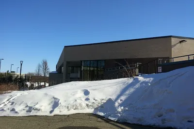 Sylvie-Bernier Pool
