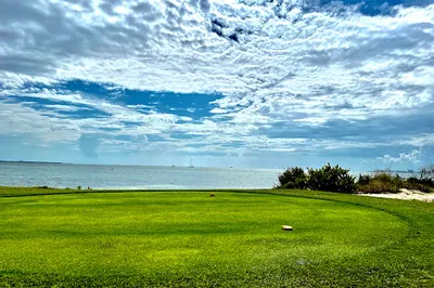 Cancun Golf Club Rentals