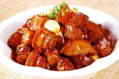 If you are fortunate enough to visit Changsha, don't miss these Hunan dishes