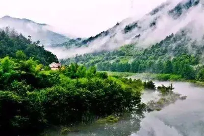 Detailed Guide for a Couple's Self-Drive Trip on the Southern Anhui Sichuan-Tibet Highway, Staying at the Stunning Guyue Tower B&B in Banqiao