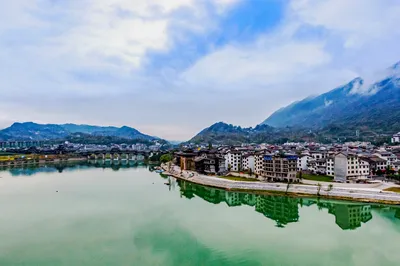 秋遊渝東南，領略峽谷風情，賞秋色美景