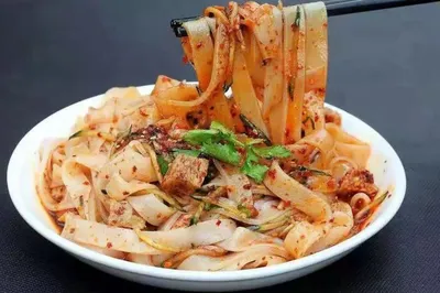 What to Eat in Xi'an as a First-Timer? A Foodie's Curated 'Must-Eat Guide'