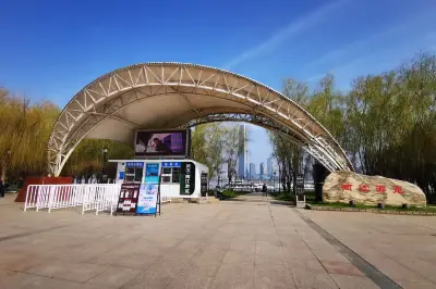 Wuhan Two Rivers Tour · Yuehan Wharf (Night Tour of the Yangtze River)