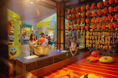 Helio Night Market