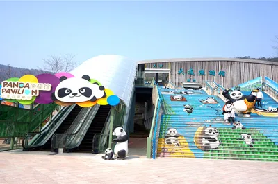 Dalian Panda Pavilion