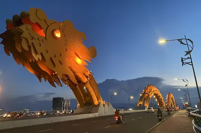 Dragon fire show