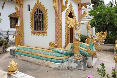 ວັດສີສະຫວ່າງວົງ Wat Sisavangvong