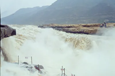 Yellow River Hukou Waterfall: Spectacular Scenery and Majestic Momentum