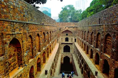 Ugrasen ki Baoli