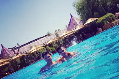 Swimming pool - Sunrise