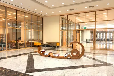 Qatar University Library - B13