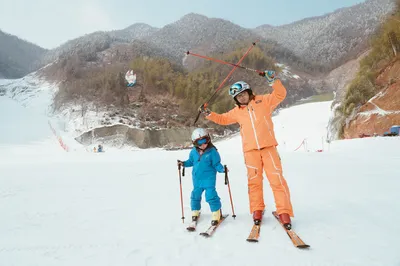 Bring the Kids and Have a Blast – This Winter, Southerners Can Finally Ski Freely!