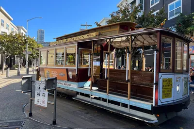 Powell/Mason Cable Car Turnaround