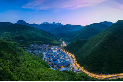 尋覓人間天堂，九寨溝奇幻之旅
