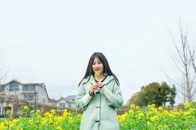 Spring Tour of Xinghua: Encountering Ten Thousand Mu of Flower Sea
