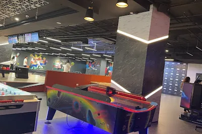 Diamond Bowling