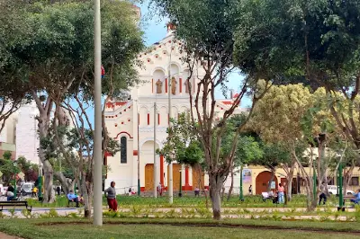 Tupac Amaru square