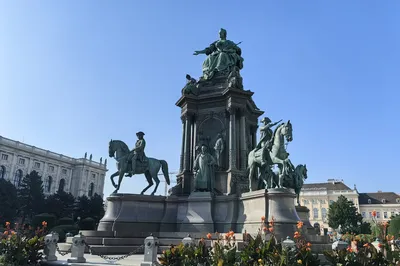 Strolling in Vienna