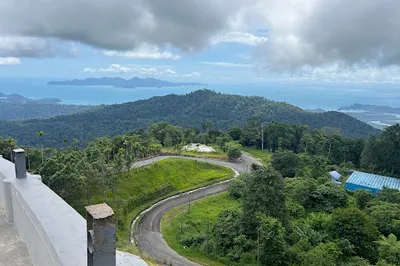Gunung Raya Viewpoint Parking