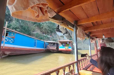 Boat Ticket Office to Pak Ou Cave