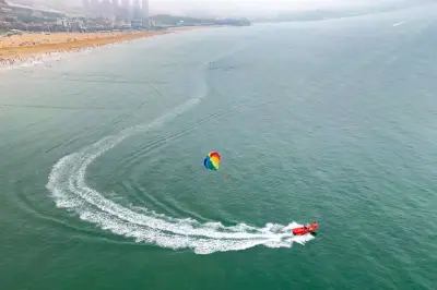 青岛暑假童玩季全探索，吹海风打卡网红景点学习知识，吃青岛美食