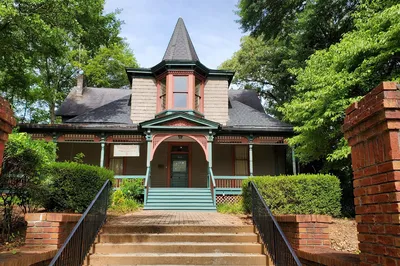 Hammonds House Museum