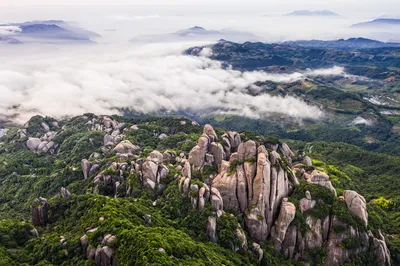 This Seaside Mountain Retreat in Fujian Offers the Slow Holiday Life You've Been Dreaming Of