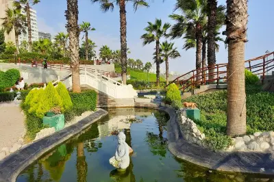 Miraflores Chinese Park