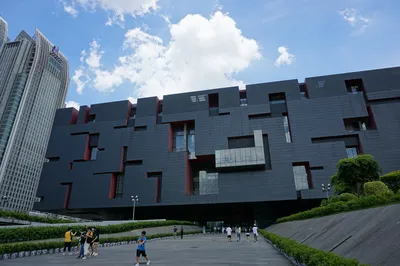 Guangzhou Again – Guangdong Provincial Museum