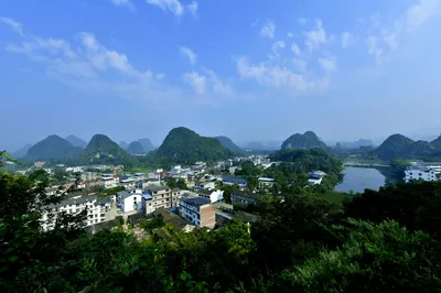 Guilin's Scenic Beauty: A Paradise on Earth