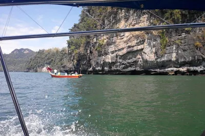 Captain Island Hopping